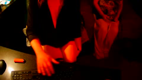 Snapshot of sissyred2314 chatting on 27, 9, 2025 red online show from 27, 9, 2025
