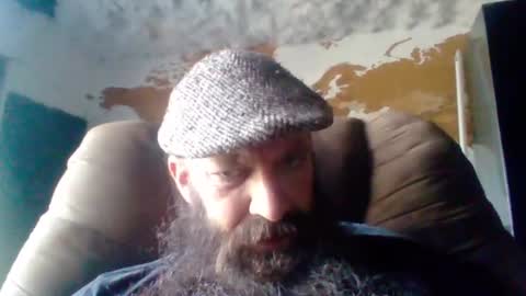 sitonmybeardxxx online show from 12, 6, 2026