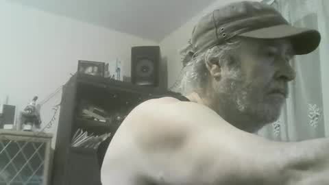 Snapshot of sizemick_u235 chatting on 11, 1, 2026 Mickey B online show from 11, 1, 2026