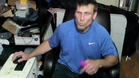 Snapshot of sizzzlenomics chatting on 1, 7, 2026 SIZZZLENOMICS online show from 1, 7, 2026