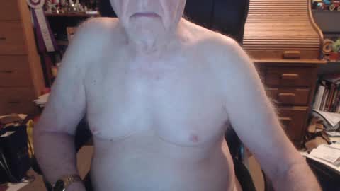 Snapshot of sjbottomboi chatting on 7, 7, 2026 sjbottomboi online show from 7, 7, 2026