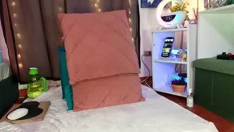 Skarlleth online show from 25, 11, 2025