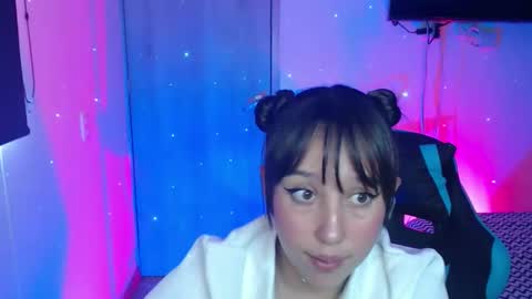 Snapshot of skarlet_adams chatting on 24, 3, 2026 Alice online show from 24, 3, 2026