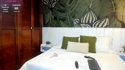 Snapshot of skarletkiss_ chatting on 23, 4, 2026 skarletkiss_ online show from 23, 4, 2026