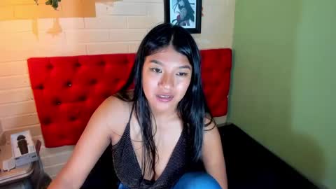 Snapshot of skarlettkray chatting on 12, 3, 2025 Skarlet online show from 12, 3, 2025