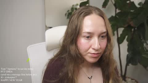 Im Scarlett  ONLINE  5pm-10pm NYC time  online show from 16, 1, 2025