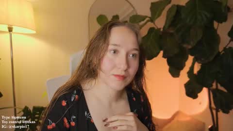 Im Scarlett  ONLINE  5pm-10pm NYC time  online show from 5, 2, 2026