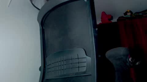 Snapshot of skateboy444 chatting on 23, 10, 2025 king online show from 23, 10, 2025