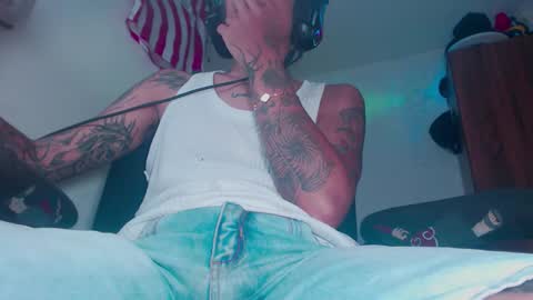 Snapshot of skateboy444 chatting on 9, 3, 2026 king online show from 9, 3, 2026