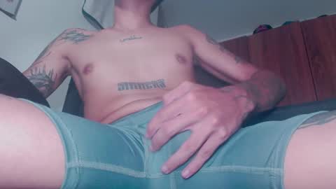 Snapshot of skateboy444 chatting on 22, 4, 2026 king online show from 22, 4, 2026