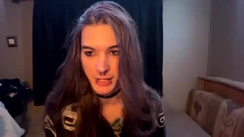 Snapshot of skater_1026 chatting on 11, 11, 2025 skater1026 OF online show from 11, 11, 2025