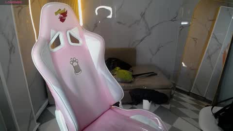 Snapshot of skeler_lovd_b chatting on 27, 10, 2025 Skarlet online show from 27, 10, 2025