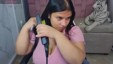 Snapshot of skeler_lovd_b chatting on 16, 12, 2025 Skarlet online show from 16, 12, 2025