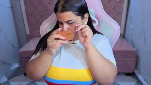 Snapshot of skeler_lovd_b chatting on 3, 7, 2026 Skarlet online show from 3, 7, 2026