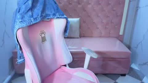 Snapshot of skeler_lovd_b chatting on 11, 7, 2026 Skarlet online show from 11, 7, 2026