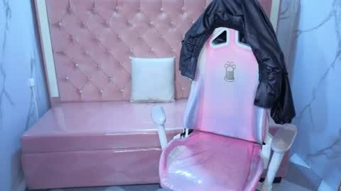 Snapshot of skeler_lovd_b chatting on 14, 7, 2026 Skarlet online show from 14, 7, 2026