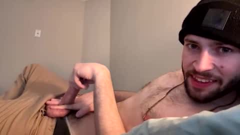 Snapshot of skinndick214 chatting on 7, 2, 2026 daddy online show from 7, 2, 2026