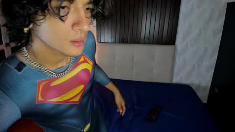 Snapshot of skinny_mac_ chatting on 18, 3, 2026 Mac online show from 18, 3, 2026