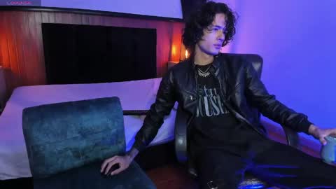 Snapshot of skinny_mac_ chatting on 17, 4, 2026 Mac online show from 17, 4, 2026