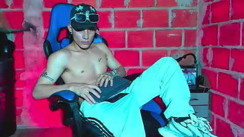 Snapshot of skinny_marked chatting on 2, 10, 2025 skinny marked online show from 2, 10, 2025