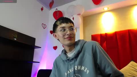 Snapshot of skinny_office chatting on 27, 2, 2026 David online show from 27, 2, 2026