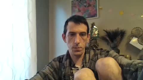 Snapshot of skinnybigcock2 chatting on 3, 1, 2025 SkinnyBigCock2 online show from 3, 1, 2025