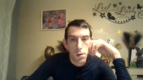 Snapshot of skinnybigcock2 chatting on 7, 1, 2025 SkinnyBigCock2 online show from 7, 1, 2025