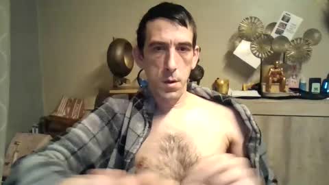 Snapshot of skinnybigcock2 chatting on 25, 1, 2025 SkinnyBigCock2 online show from 25, 1, 2025