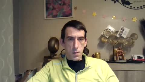 Snapshot of skinnybigcock2 chatting on 3, 2, 2025 SkinnyBigCock2 online show from 3, 2, 2025