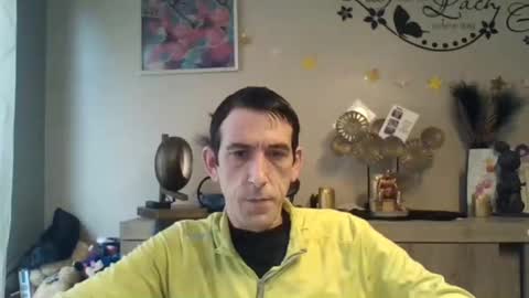 Snapshot of skinnybigcock2 chatting on 10, 2, 2025 SkinnyBigCock2 online show from 10, 2, 2025