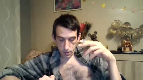 Snapshot of skinnybigcock2 chatting on 24, 2, 2025 SkinnyBigCock2 online show from 24, 2, 2025