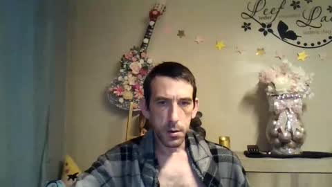 Snapshot of skinnybigcock2 chatting on 26, 10, 2025 SkinnyBigCock2 online show from 26, 10, 2025