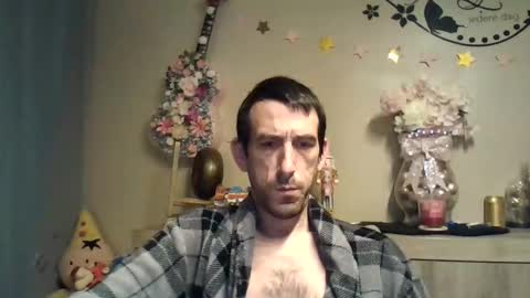 Snapshot of skinnybigcock2 chatting on 10, 11, 2025 SkinnyBigCock2 online show from 10, 11, 2025