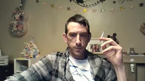 Snapshot of skinnybigcock2 chatting on 7, 4, 2026 SkinnyBigCock2 online show from 7, 4, 2026