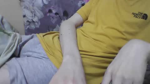 Snapshot of skinnycuteman chatting on 13, 1, 2025 skinnycuteb0y online show from 13, 1, 2025