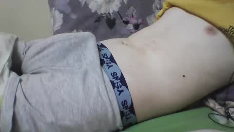 Snapshot of skinnycuteman chatting on 1, 2, 2025 skinnycuteb0y online show from 1, 2, 2025