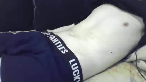 Snapshot of skinnycuteman chatting on 16, 5, 2026 skinnycuteb0y online show from 16, 5, 2026