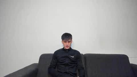 Snapshot of skinnyguywithbigd chatting on 19, 12, 2024 skinnyguywithbigd online show from 19, 12, 2024