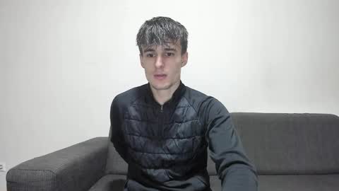 Snapshot of skinnyguywithbigd chatting on 13, 1, 2025 skinnyguywithbigd online show from 13, 1, 2025