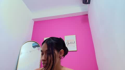 Karla  online show from 3, 1, 2025