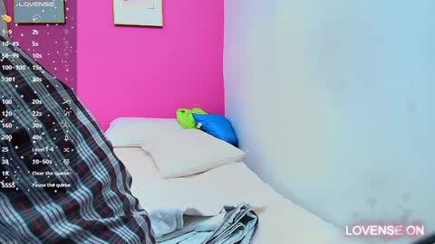 Karla  online show from 8, 1, 2025