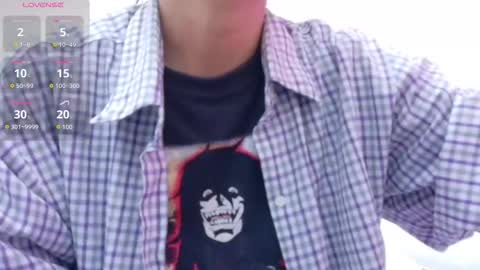 Snapshot of skinnyneighbour_ chatting on 18, 12, 2025 Karla online show from 18, 12, 2025