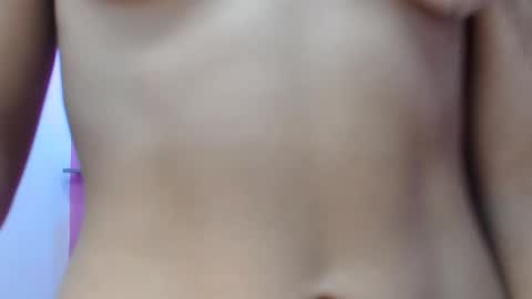 Snapshot of skinnysofia18 chatting on 22, 10, 2025 sofia online show from 22, 10, 2025