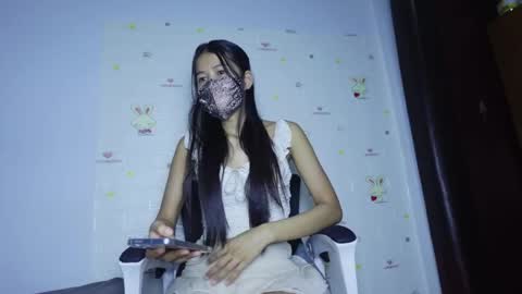 Snapshot of skinnythai4u chatting on 27, 4, 2026 skinnythai4u online show from 27, 4, 2026