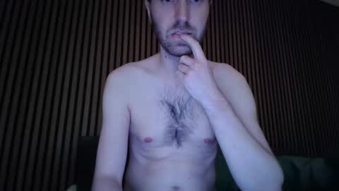 Snapshot of skinnytomdickinson chatting on 4, 4, 2026 skinnytomdickinson online show from 4, 4, 2026