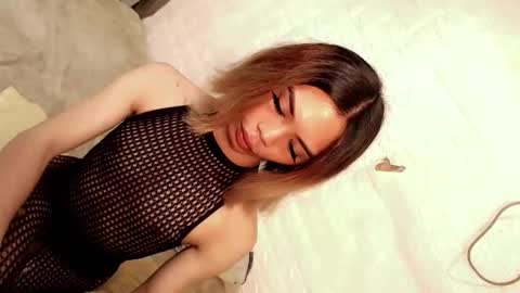 Snapshot of skinnytrans69 chatting on 11, 4, 2026 skinnytrans69 online show from 11, 4, 2026