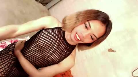 Snapshot of skinnytrans69 chatting on 14, 4, 2026 skinnytrans69 online show from 14, 4, 2026