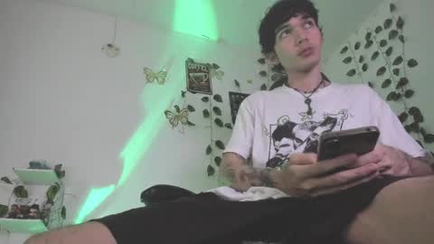 Snapshot of skiny_dann chatting on 3, 4, 2026 skiny_dann online show from 3, 4, 2026