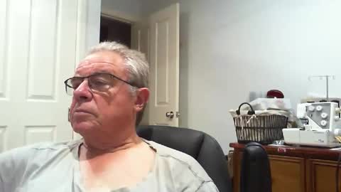 Snapshot of skipper1970 chatting on 25, 2, 2026 Skipper1970 online show from 25, 2, 2026