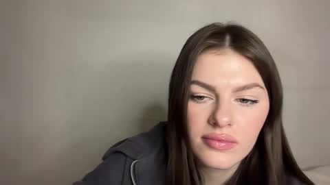 skirenna online show from 9, 1, 2026